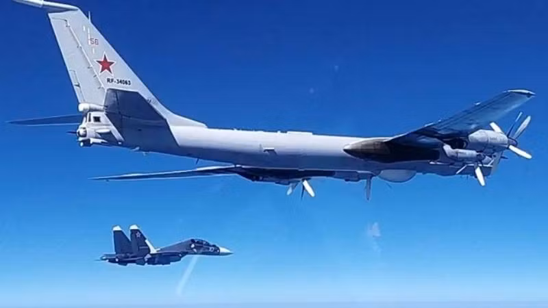 Hai máy bay Tu-142 Nga được phát hiện gần biên giới Mỹ Hai máy bay Tu-142 Nga được phát hiện gần biên giới Mỹ
