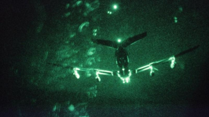 Máy bay quân sự Mỹ bị cáo buộc vi phạm không phận Iran