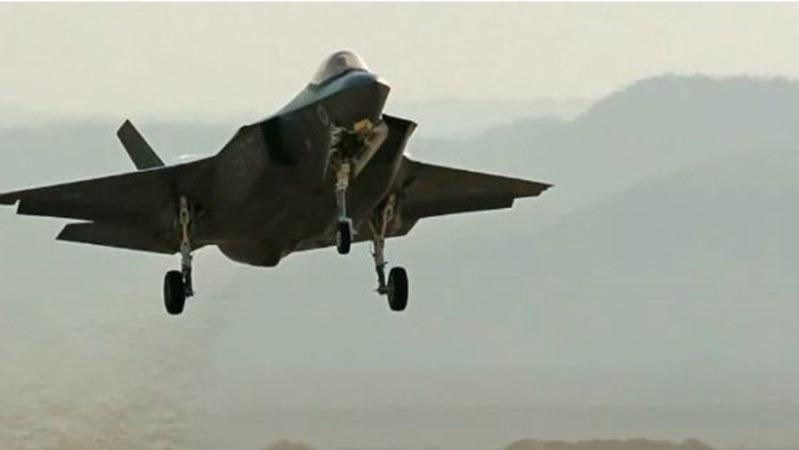 Một máy bay chiến đấu của Israel