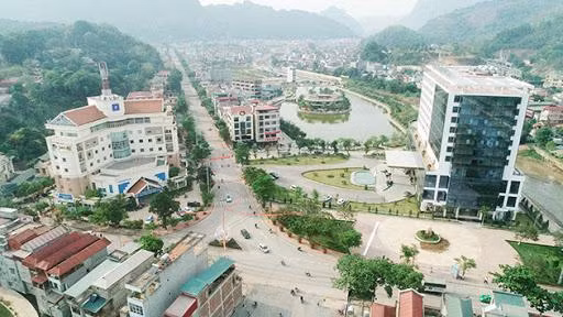 Sở Xây dựng Sơn La vừa tuýt còi 1 dự án bất động sản của Picenza Việt Nam trên địa bàn TP Sơn La vì huy động vốn khi chưa đủ điều kiện Sở Xây dựng Sơn La vừa tuýt còi 1 dự án bất động sản của Picenza Việt Nam trên địa bàn TP Sơn La vì huy động vốn khi chưa đủ điều kiện