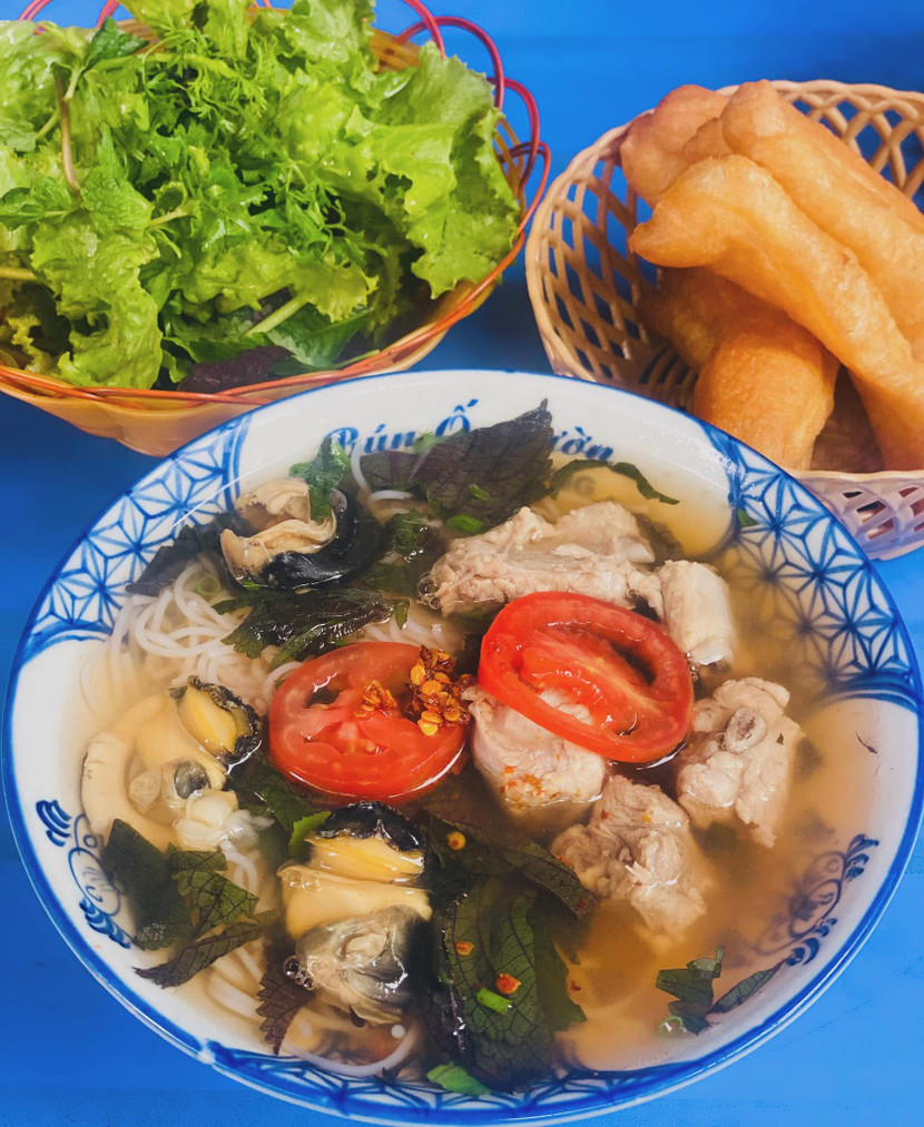 Bún ốc sườn Bún ốc sườn