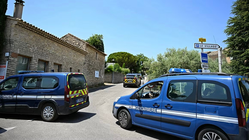 Lực lượng chức năng được triển khai tới hiện trường vụ nổ súng Lực lượng chức năng được triển khai tới hiện trường vụ nổ súng