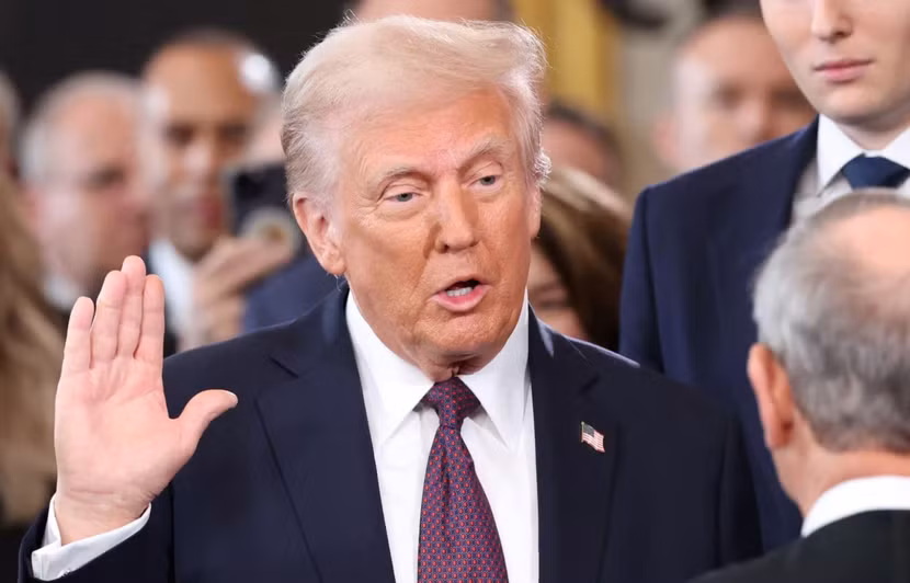 Ông Donald Trump tuyên thệ nhậm chức tại Tòa nhà Quốc hội, chính thức trở thành Tổng thống thứ 47 của Mỹ Ông Donald Trump tuyên thệ nhậm chức tại Tòa nhà Quốc hội, chính thức trở thành Tổng thống thứ 47 của Mỹ