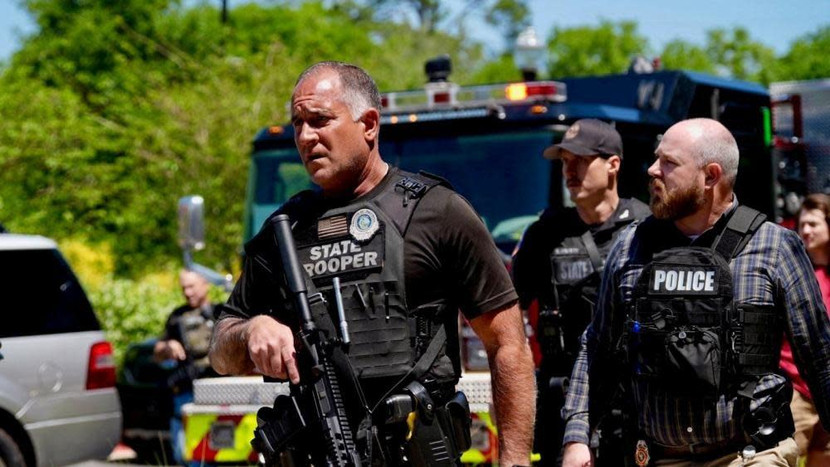 Lực lượng chức năng được triển khai tới hiện trường vụ xả súng