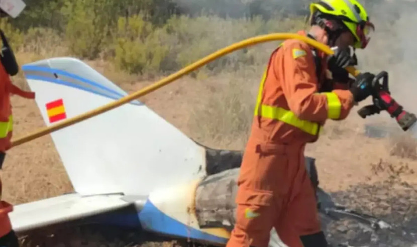 Hiện trường vụ máy bay rơi Hiện trường vụ máy bay rơi