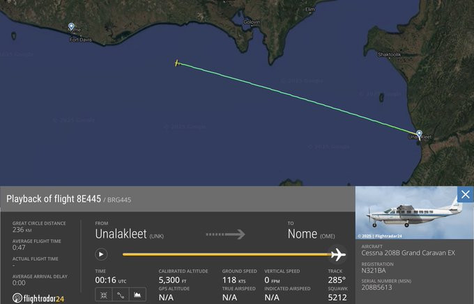 Máy bay mất liên lạc khi ở cách bờ biển khoảng 19km