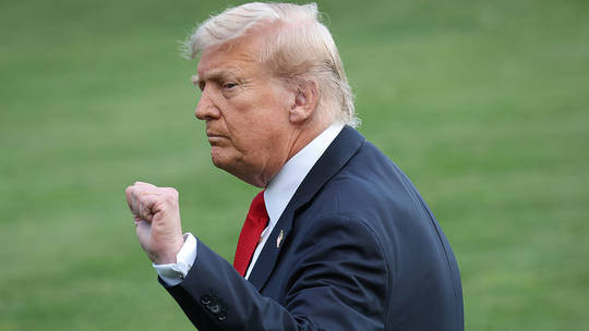 Tổng thống Mỹ Donald Trump Tổng thống Mỹ Donald Trump