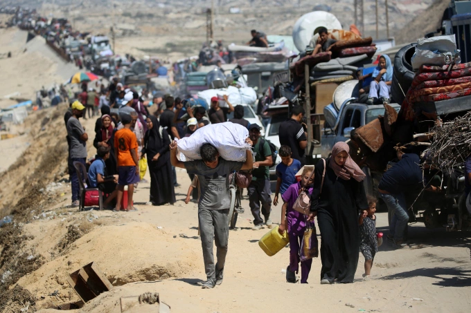 Người dân Gaza City trên đường sơ tán khỏi thành phố ngày 19-9