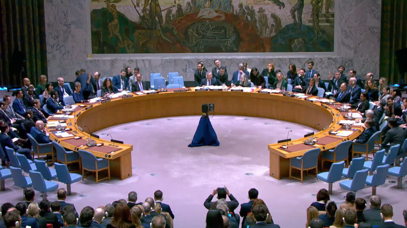 Nghị quyết do Mỹ soạn thảo được Hội đồng Bảo an Liên hợp quốc thông qua với 10 phiếu thuận và 5 phiếu trắng Nghị quyết do Mỹ soạn thảo được Hội đồng Bảo an Liên hợp quốc thông qua với 10 phiếu thuận và 5 phiếu trắng