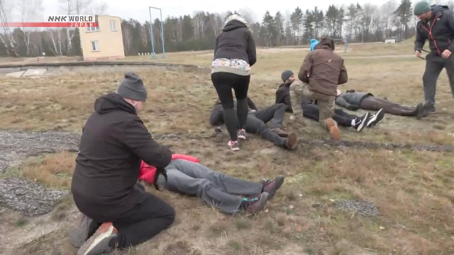 Tại chương trình, các tình nguyện viên đã diễn tập những hoạt động liên quan đến chữa cháy, kỹ thuật y tế và những biện pháp ứng phó khẩn cấp khác