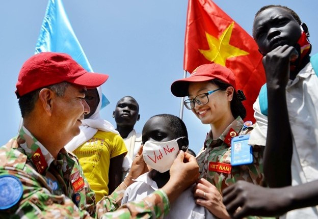 Việt Nam đã tham gia tích cực hiệu quả vào các hoạt động gìn giữ hòa bình của Liên hợp quốc được ghi nhận đánh giá cao Việt Nam đã tham gia tích cực hiệu quả vào các hoạt động gìn giữ hòa bình của Liên hợp quốc được ghi nhận đánh giá cao