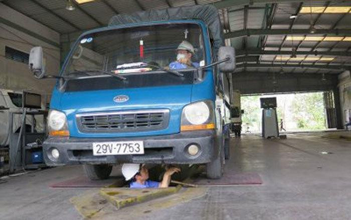 Nhiều ý kiến cho rằng, không nên giãn chu kỳ kiểm định với phương tiện kinh doanh vận tải Nhiều ý kiến cho rằng, không nên giãn chu kỳ kiểm định với phương tiện kinh doanh vận tải