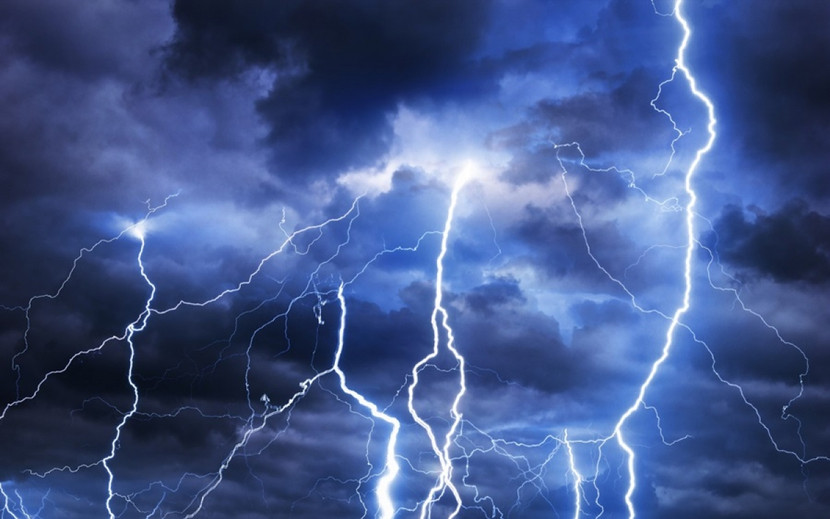 Cơ quan chuyên môn bác bỏ thông tin Việt Nam chịu 23 nghìn cú sét trong trận mưa giông đêm 24, sáng 25/4 Cơ quan chuyên môn bác bỏ thông tin Việt Nam chịu 23 nghìn cú sét trong trận mưa giông đêm 24, sáng 25/4