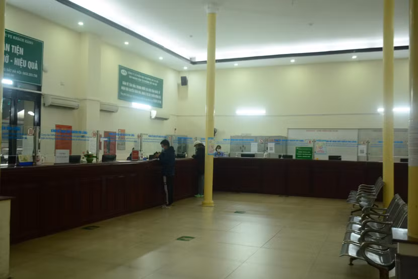 Không khí mua bán vé tàu tại Ga Hà Nội Không khí mua bán vé tàu tại Ga Hà Nội