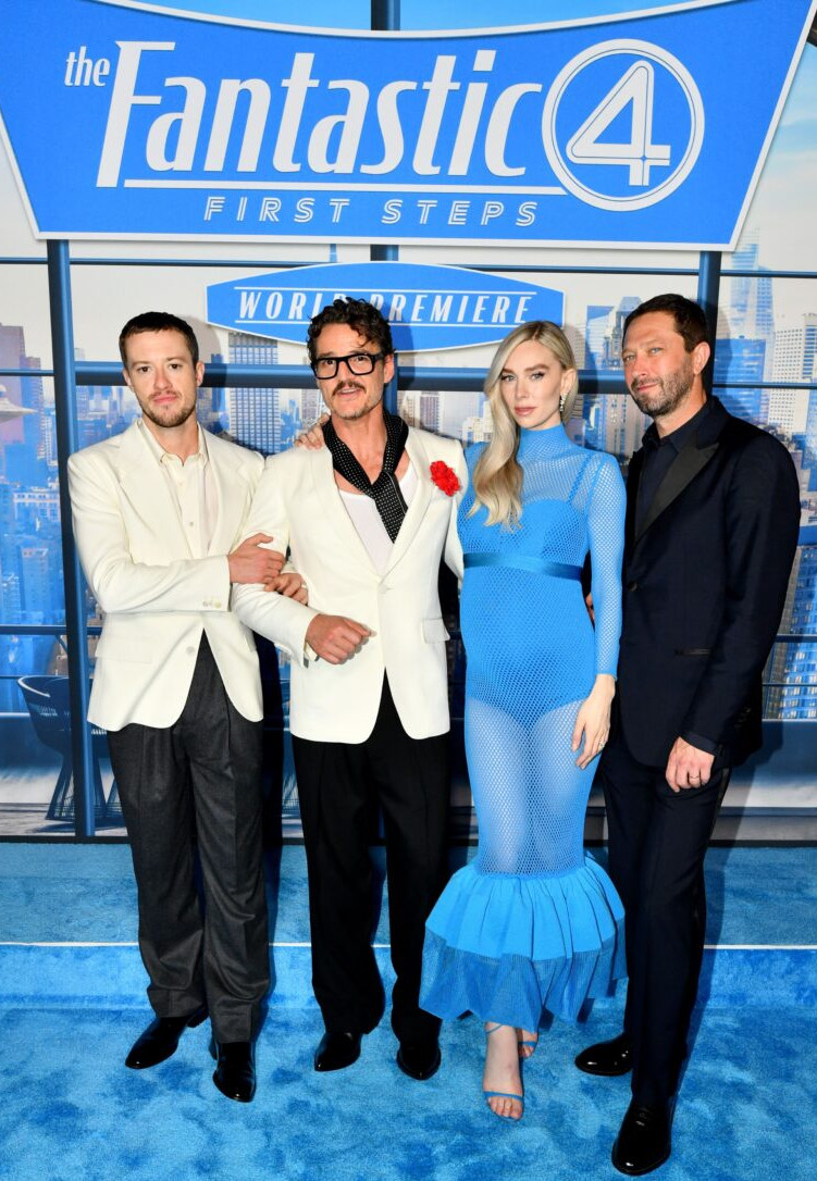 Dàn diễn viên mới của Bộ tứ siêu đẳng ra mắt tại buổi công chiếu toàn cầu ở thành phố Los Angeles (California, Mỹ) ngày 21-7