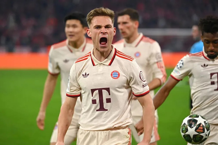 6. Joshua Kimmich (Bayern Munich và đội tuyển Đức) Kimmich tiếp tục là hình mẫu của sự bền bỉ và chuyên nghiệp với 5.738 phút thi đấu. Trong vai trò nhạc trưởng ở Bayern và tuyển Đức, tiền vệ này không thể thiếu trong đội hình xuất phát. 6. Joshua Kimmich (Bayern Munich và đội tuyển Đức) Kimmich tiếp tục là hình mẫu của sự bền bỉ và chuyên nghiệp với 5.738 phút thi đấu. Trong vai trò nhạc trưởng ở Bayern và tuyển Đức, tiền vệ này không thể thiếu trong đội hình xuất phát.