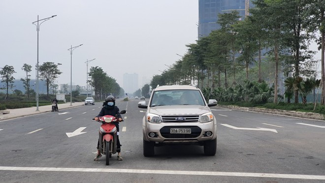 Sở GTVT đóng làn đường dành cho xe thô sơ trên đường Nguyễn Xiển- Xa La