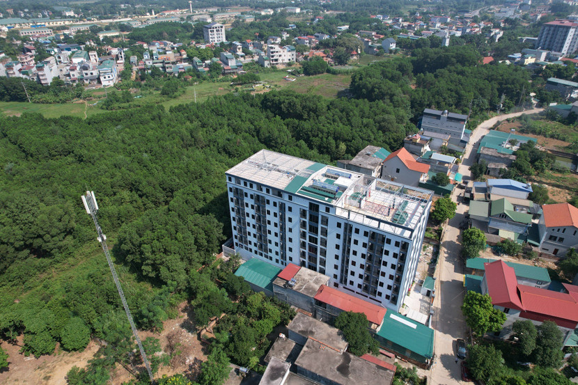 Công trình chung cư mini 9 tầng với quy mô gần 200 căn hộ được xây không phép tại Thạch Thất Công trình chung cư mini 9 tầng với quy mô gần 200 căn hộ được xây không phép tại Thạch Thất