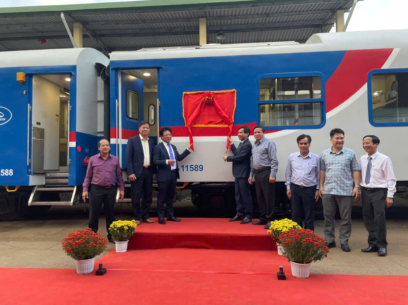 Đường sắt khai trương 11 toa xe chất lượng cao vào chiều 25/12 Đường sắt khai trương 11 toa xe chất lượng cao vào chiều 25/12
