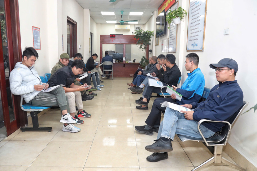 Sở GTVT Hà Nội vẫn thực hiện sát hạch, cấp đổi bằng lái xe bình thường cho đến khi chuyển giao nhiệm vụ