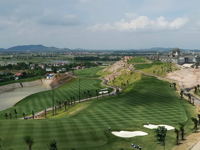 Một góc sân golf Việt Yên- Stone Highland Valley Golf Club của Công ty CP Đầu tư Golf Trường An Một góc sân golf Việt Yên- Stone Highland Valley Golf Club của Công ty CP Đầu tư Golf Trường An