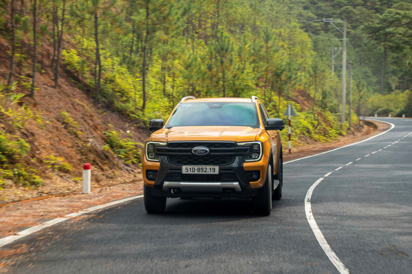Ford Ranger giữ vững ngôi vương trong phân khúc bán tải