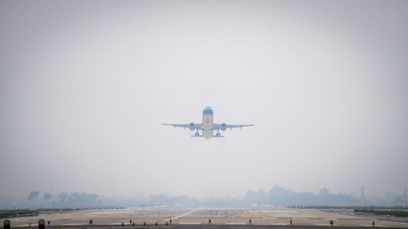 Khoảng 200 chuyến bay bị ảnh hưởng bởi bão số 3 Khoảng 200 chuyến bay bị ảnh hưởng bởi bão số 3