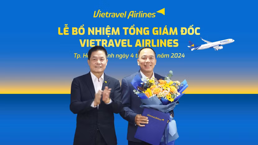 Chủ tịch HĐQT Vietravel Airlines chúc mừng tân Tổng giám đốc Đào Đức Vũ