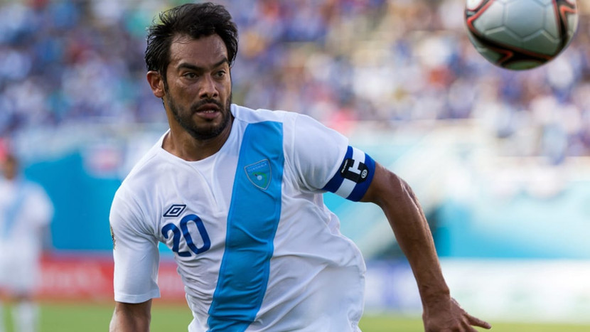 1. Carlos Ruiz (Guatemala). Biểu tượng bóng đá vùng CONCACAF đã khép lại sự nghiệp với 39 bàn sau 47 trận. Dù không nổi đình nổi đám toàn cầu, hiệu suất “siêu khủng” của cựu tiền đạo Ruiz khiến giới chuyên môn phải ngỡ ngàng.