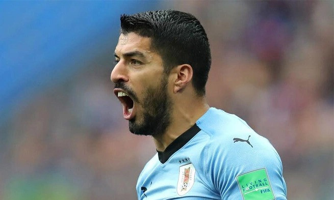9. Luis Suarez (Uruguay). Cựu tiền đạo Barca và Liverpool đã có 29 bàn/64 trận, góp phần đưa Uruguay trở thành thế lực khó chịu tại Nam Mỹ. Suarez đồng thời là một trong những chân sút vĩ đại nhất lịch sử La Celeste.
