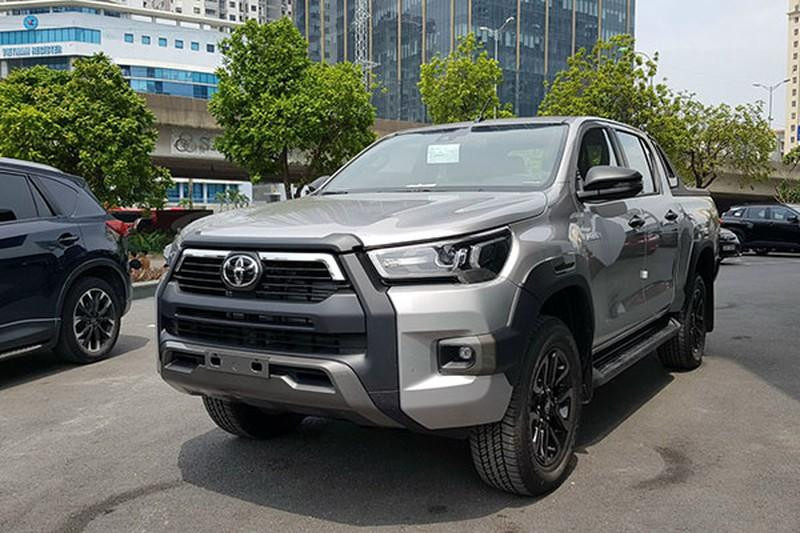 Toyota triệu hồi gần 2.000 xe Hilux để khắc phục lỗi phanh