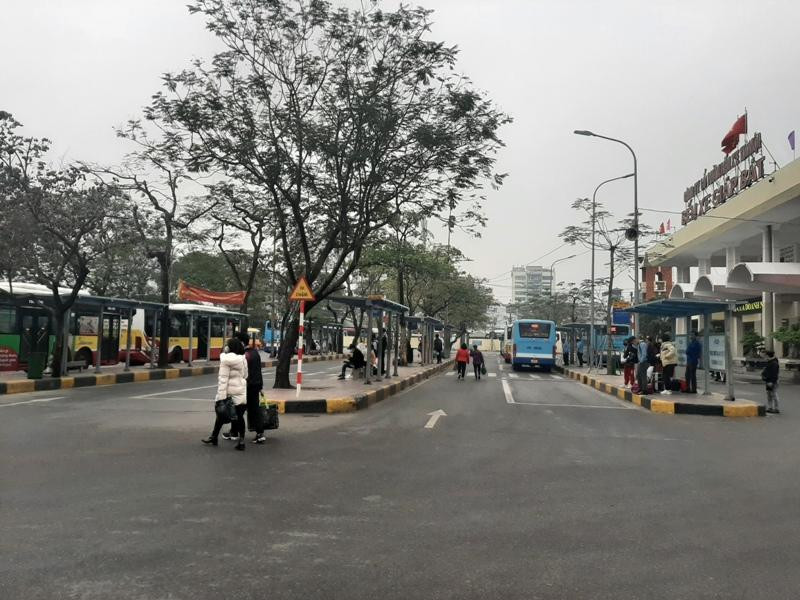 Bến xe Giáp Bát ngày cao điểm mùng 7 Tết Nguyên đán Tân Sửu- ngày nghỉ cuối cùng trong kỳ nghỉ Tết