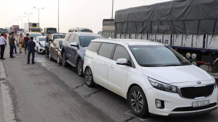 Cầu Thanh Trì đã mãn tải, thường xuyên xảy ra ùn tắc và TNGT