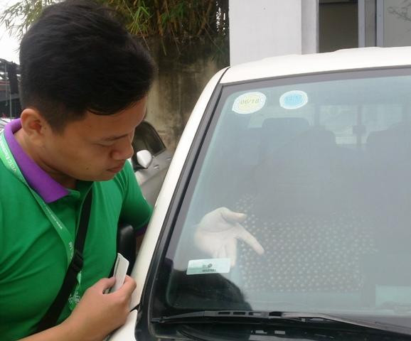 Bộ GTVT nêu, cố gắng phấn đấu hết năm 2022 có 80% phương tiện sử dụng dịch vụ thu phí tự động không dừng Bộ GTVT nêu, cố gắng phấn đấu hết năm 2022 có 80% phương tiện sử dụng dịch vụ thu phí tự động không dừng