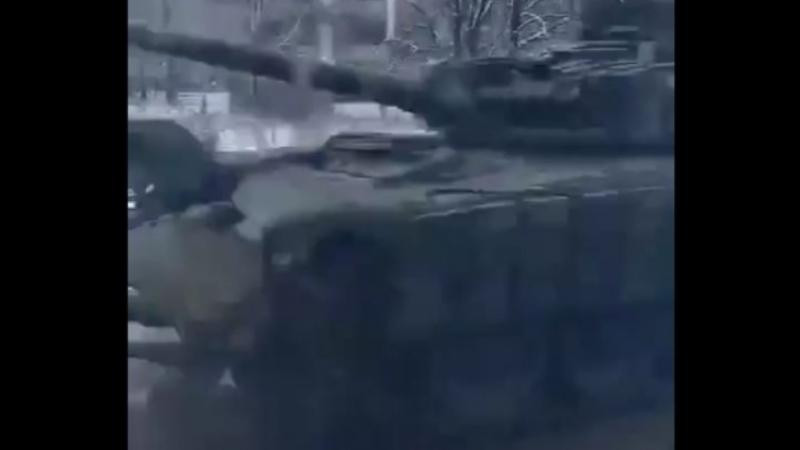 DPR đang triển khai hàng chục xe tăng ở Horlivka