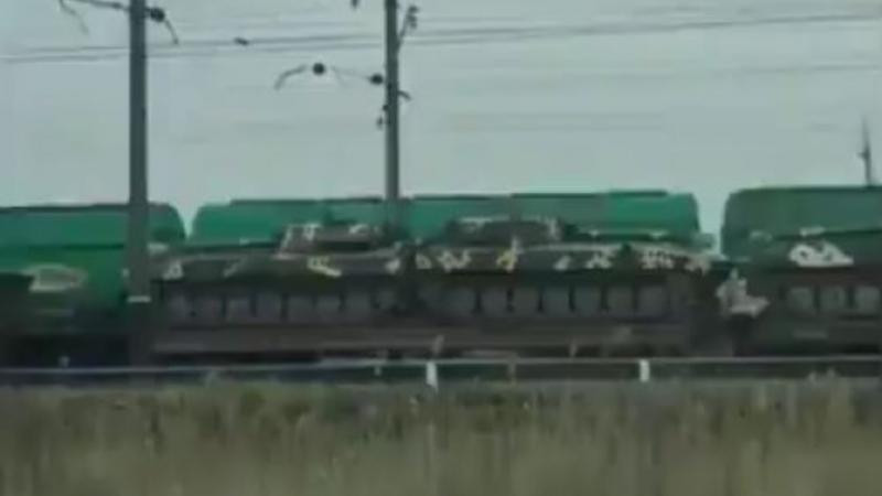 Ukraine đang triển khai các tổ hợp pháo hạng nặng tới Donbass