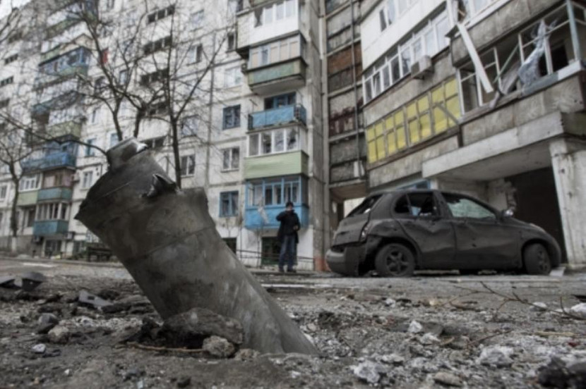 Theo nguồn tin, khu vực phía Bắc của Donetsk ngày 4-3 đã bị tấn công dồn dập bằng tên lửa và đạn pháo cối 120mm, đặc biệt là thông tin về vụ pháo kích nhằm vào khu vực nhà ga Donetsk-Severny.