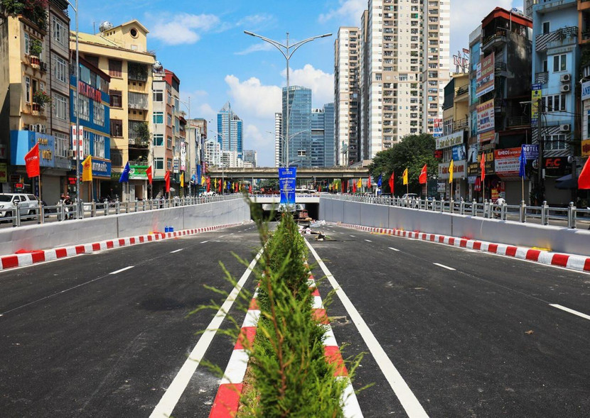 Hầm chui Lê Văn Lương- Vành đai 3 đã thông xe vào sáng nay, 5/10 Hầm chui Lê Văn Lương- Vành đai 3 đã thông xe vào sáng nay, 5/10