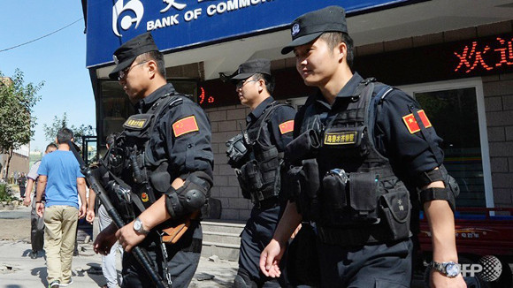 Tân Cương hỗn loạn, Trung Quốc tăng cường an ninh ảnh 1