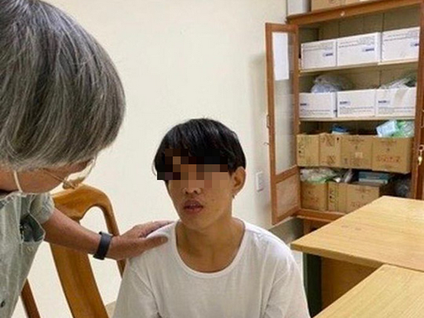 Phạm Chí Cường lúc ở bệnh viện. Phạm Chí Cường lúc ở bệnh viện.