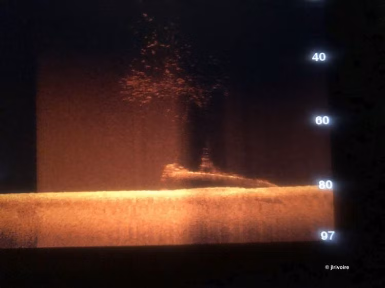 Hình ảnh xác tàu ngầm được tìm thấy dưới đáy biển Hình ảnh xác tàu ngầm được tìm thấy dưới đáy biển