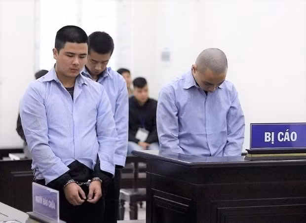 Ba bị cáo tại phiên tòa. Nguồn: Plo.vn