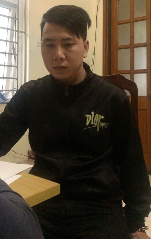 Tóm gọn hai đối tượng trộm cắp tài sản của hành khách tại điểm dừng xe buýt 549 Nguyễn Văn Cừ ảnh 2