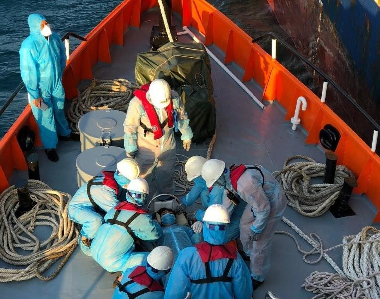 Việt Nam có hơn 2.000 thuyền viên mắc kẹt ở nước ngoài do dịch bệnh Việt Nam có hơn 2.000 thuyền viên mắc kẹt ở nước ngoài do dịch bệnh