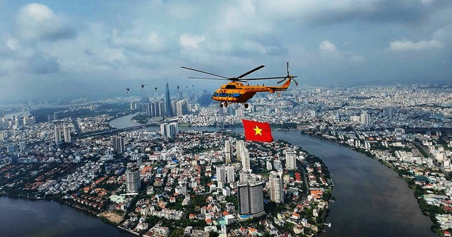 Toàn cảnh TP.HCM nhìn từ trên cao (Ảnh: Lê Khiếu Minh)