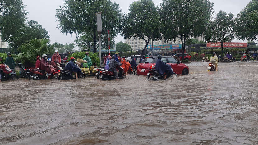 Mưa lớn ở miền Trung mở rộng lan ra Bắc bộ, đề phòng úng ngập khu vực đô thị