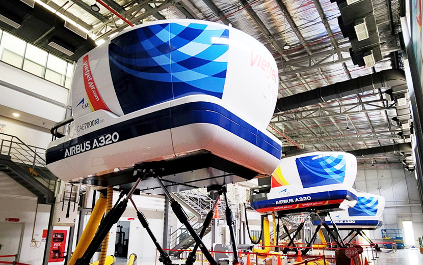 Học viện Hàng không Vietjet vận hành 3 buồng lái mô phỏng (SIM) đào tạo phi công Học viện Hàng không Vietjet vận hành 3 buồng lái mô phỏng (SIM) đào tạo phi công