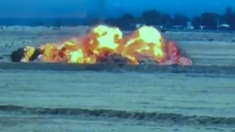 Máy bay An-16 Azerbaijan bốc cháy sau khi trúng tên lửa từ hệ thống phòng không Osa Armenia, ngày 12-10-2020