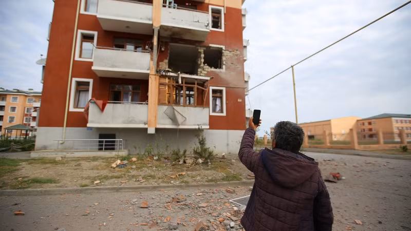 Dân thường chịu thiệt hại lớn sau 5 ngày diễn ra giao tranh Azerbaijan-Armenia