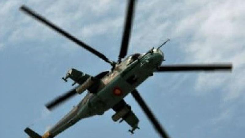 Một máy bay trực thăng của quân đội Azecbaijan Một máy bay trực thăng của quân đội Azecbaijan